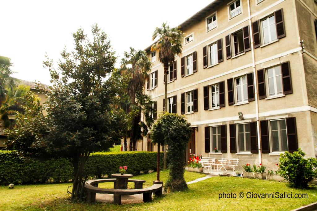 Lake Como Peace Lodge - Casa della Pace photo