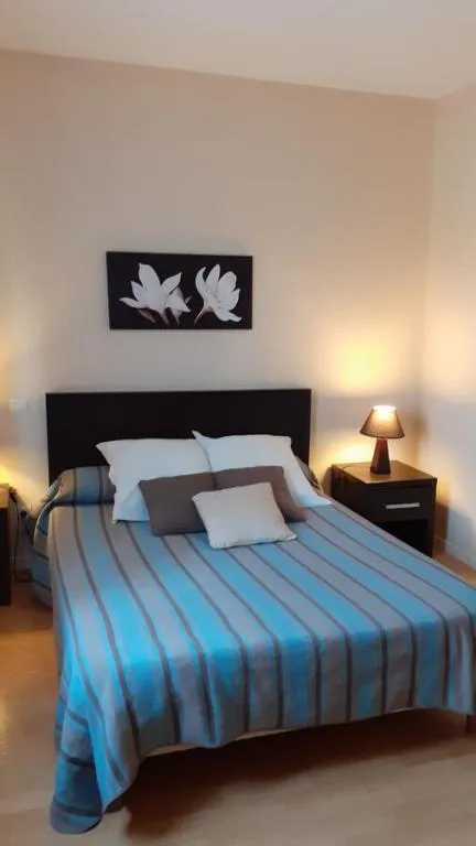 HOTEL Restaurant LE CALDERO，位于Montpon-Ménestérol的酒店