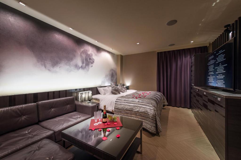 Hotel Lotus Iwatsuki (Adult Only) photo