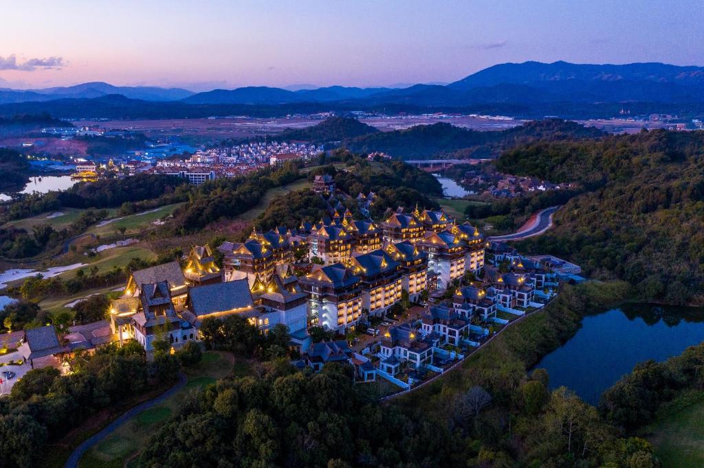 Angsana Xishuangbanna photo