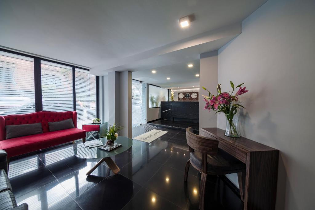 Suites Lerma 205 photo