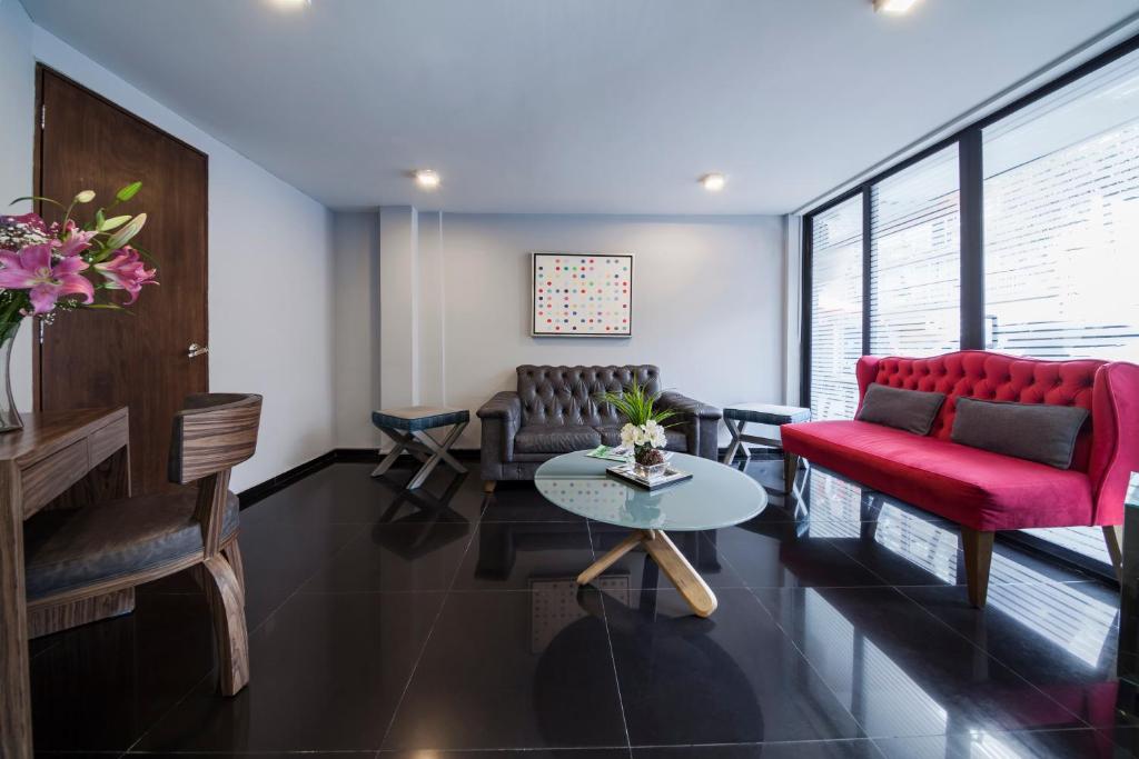 Suites Lerma 205 photo