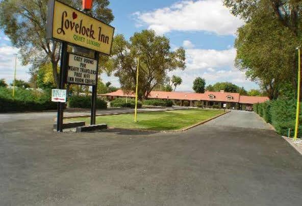 Lovelock Inn