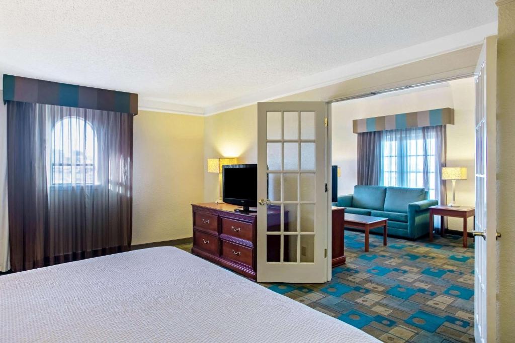 La Quinta Inn by Wyndham Killeen - Fort Hood photo