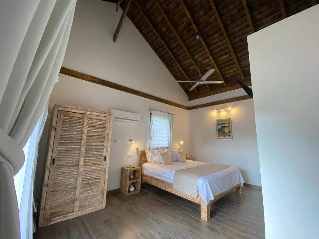 Fare noanoa, hotell sihtkohas Mariuti