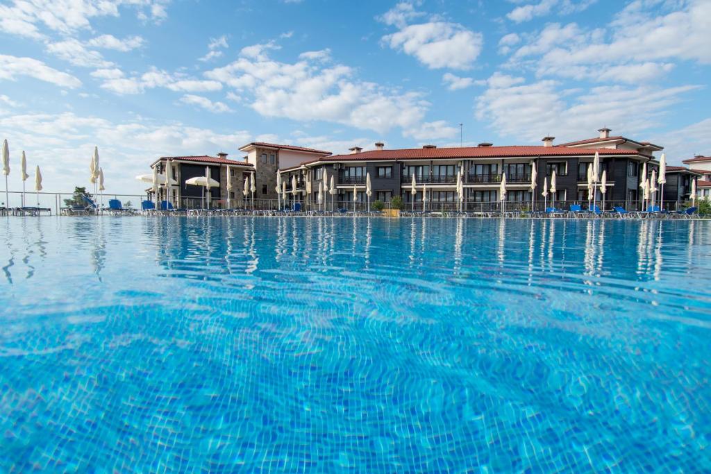 Nevis Resort & Aqua Park - All Inclusive — Basen in Słoneczny Brzeg, Region Burgas