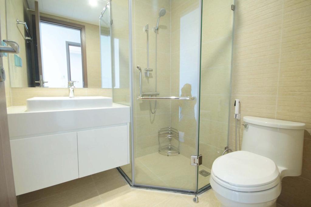 BOM HOMES- VINHOMES SKYLAKE- SERVICE APARTMENt photo