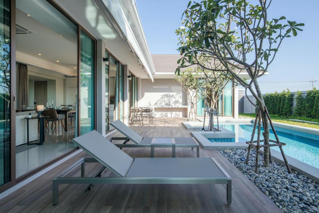 SHAAN - Luxurious 3 bedroom Pool Villa, Hua Hin — Hotel in Hua Hin / Cha-am