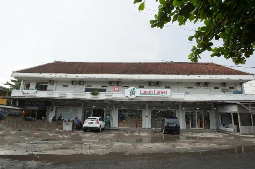 OYO 850 Lapan Lapan，位于班贾尔马辛的酒店
