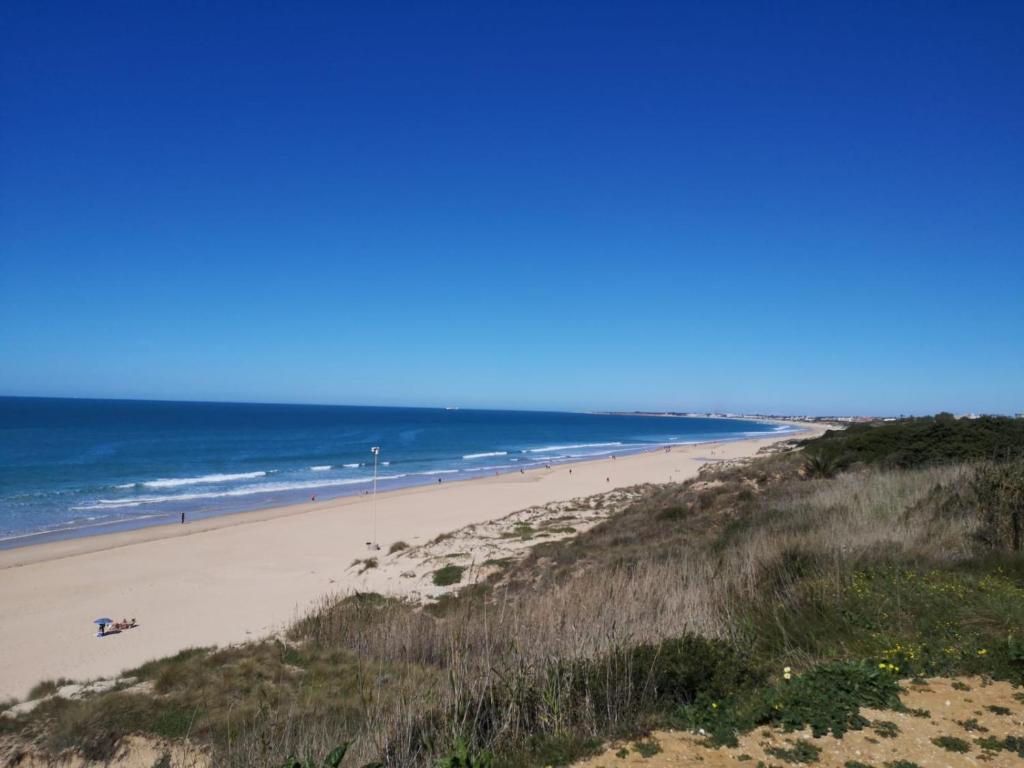APARTAMENTO EN LA PLAYA DE LA BARROSA - 5