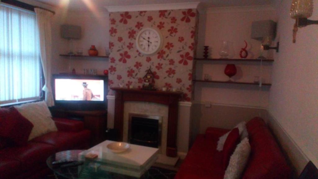 Beautiful Home Near Worcester Royal Hospital photo