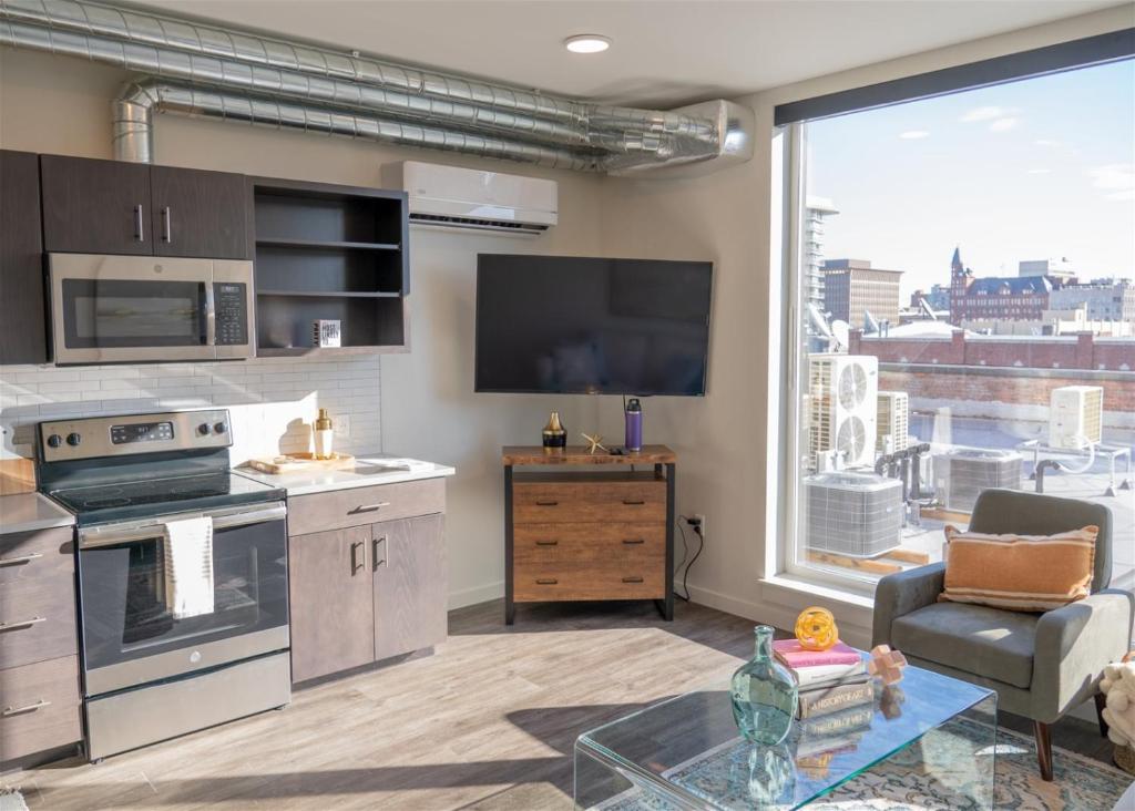 Parkview West 305