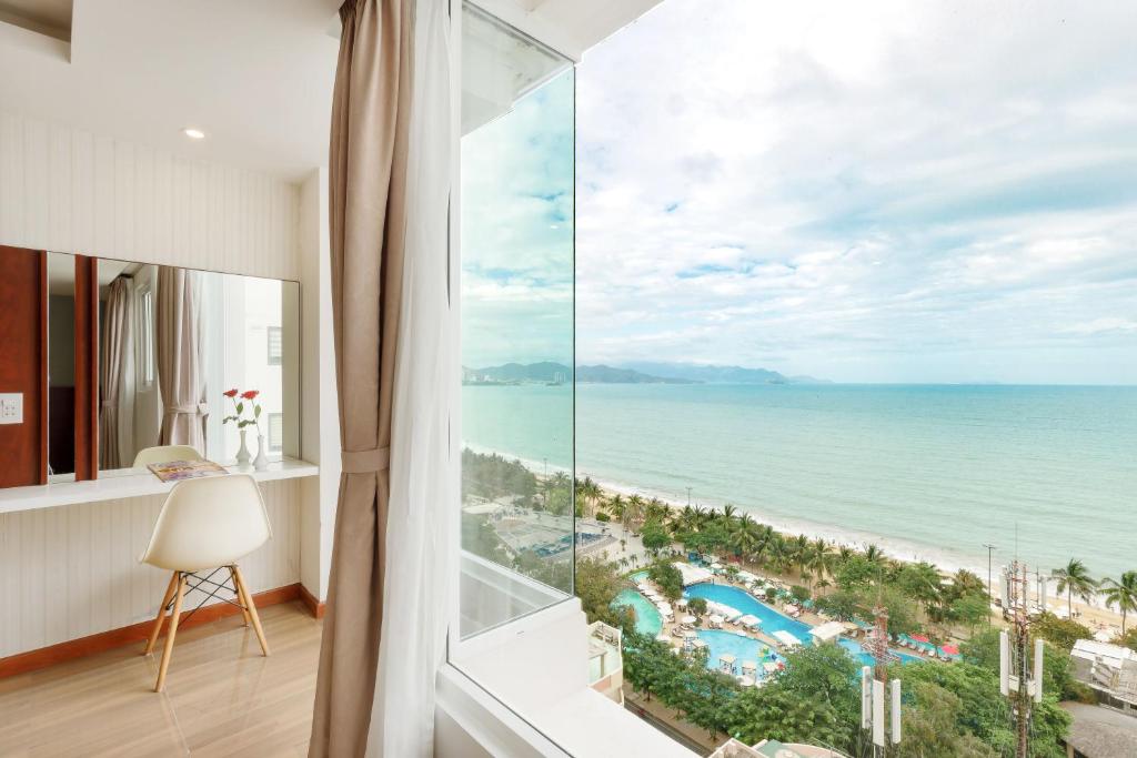 View, Paris Nha Trang Hotel and Apartment in Nha Trang