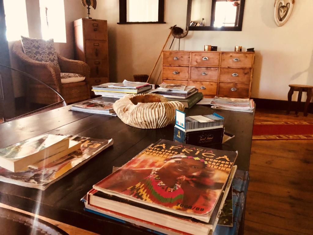 Shared lounge/TV area