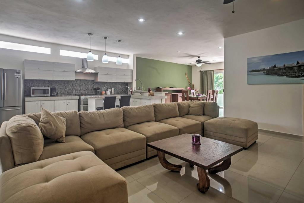 Casa Esmeralda w/ Pool Access & Furnished Patio! - 4