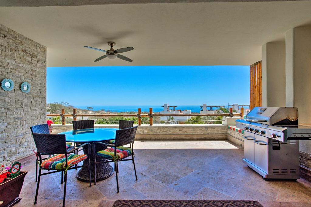 Luxury Cabo Condo w/ Balcony & Sea of Cortez Views - 4