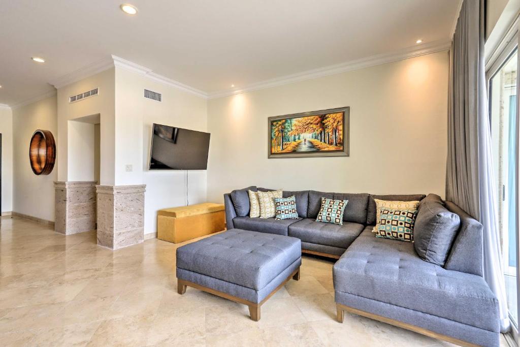 Walk to Beach: Modern Cabo Condo w/ Balcony! - 5