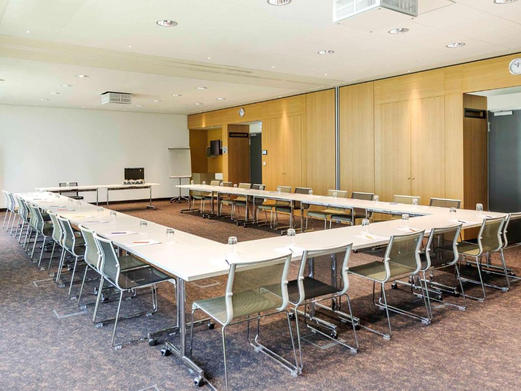 Toplantı odası / Geniş salon