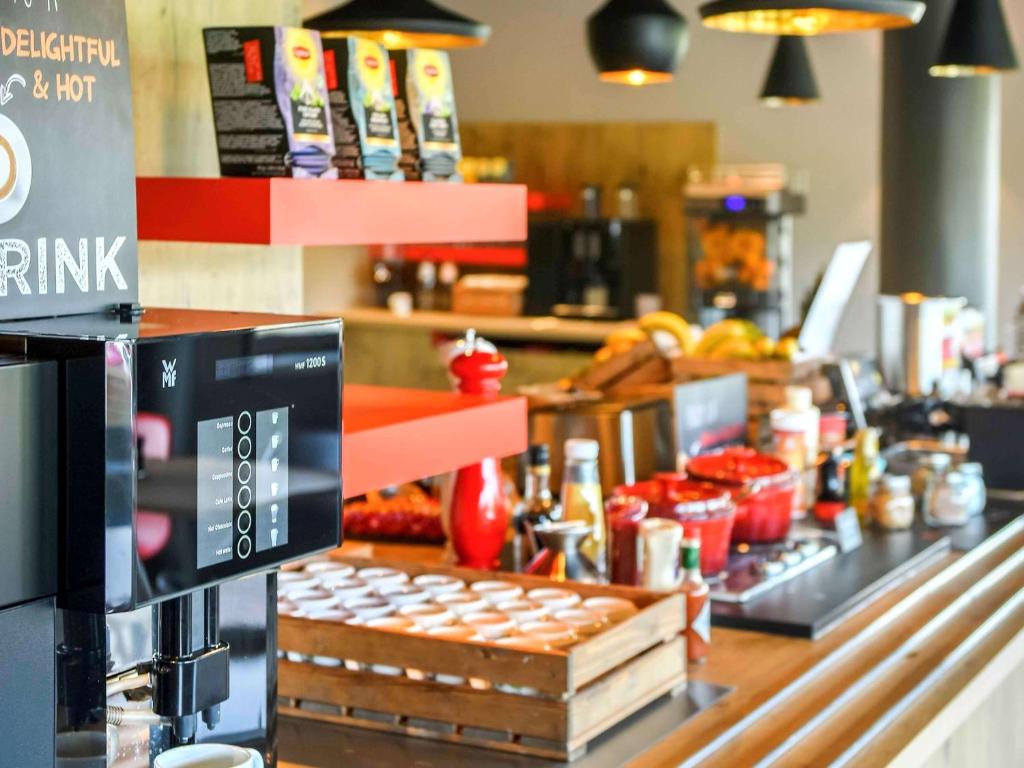 Ibis Brussels Erasmus Photo 32