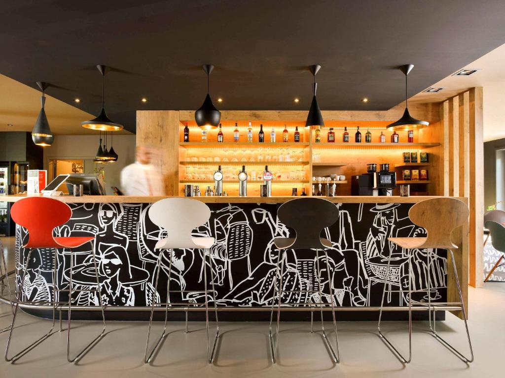 Ibis Brussels Erasmus Photo 45