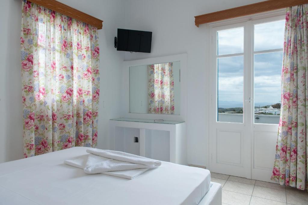 Aphrodite Holiday Home — Hotel in Sifnos