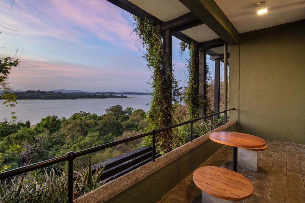 헤리턴스 칸달라마 (Heritance Kandalama)