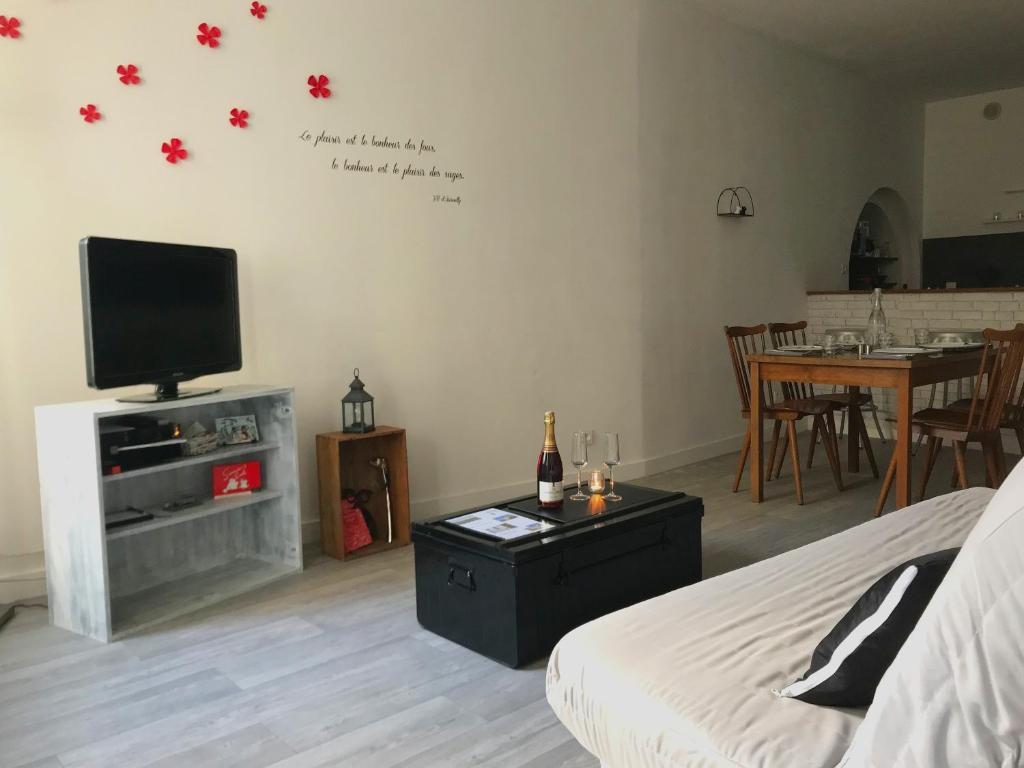 Le Logis, au cœur de la ville à l'ascension du château ! - 5