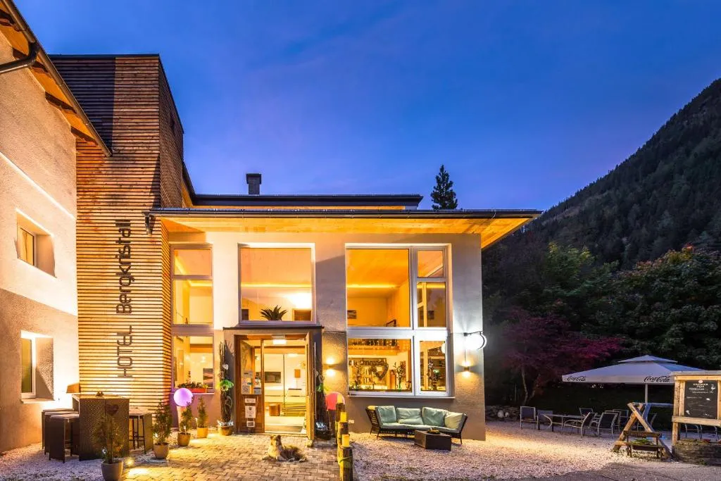 Hotel Bergkristall, hotel in Mallnitz