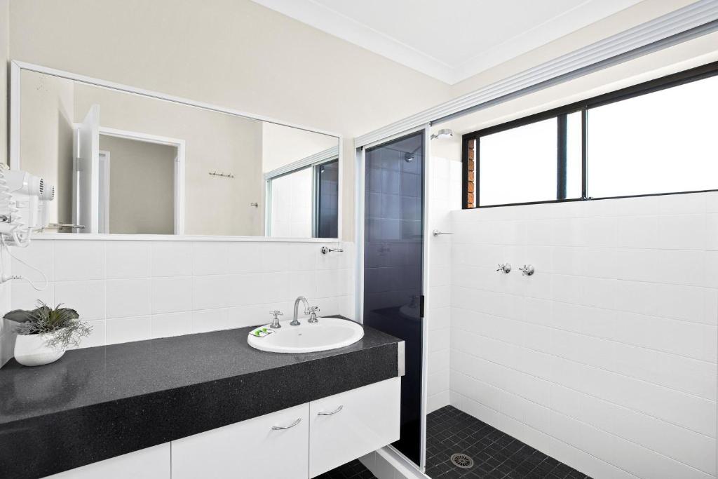 Sandcastles Holiday Apartments photo