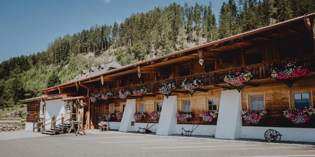 Roanwirt, hotel in Sankt Lorenzen im Mürztal