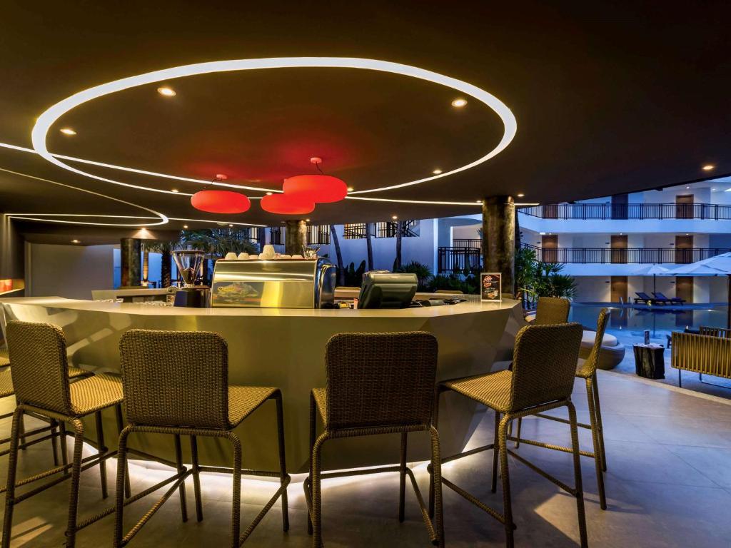 Bar/lounge