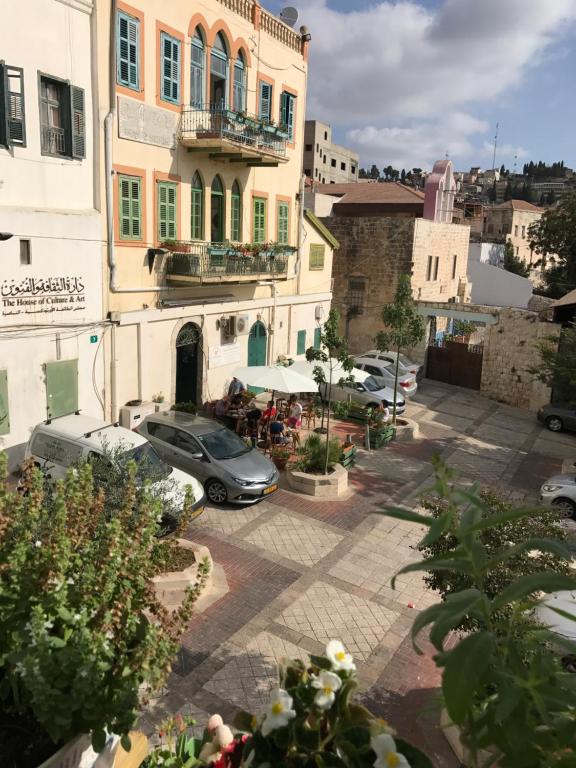 Al Bishara guest house