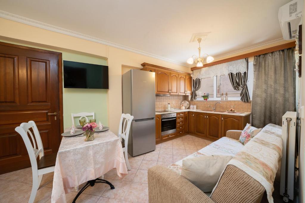 FAIDRA SUPERB SEA VIEW APARTMENT IN ARGOSTOLI, Argostoli