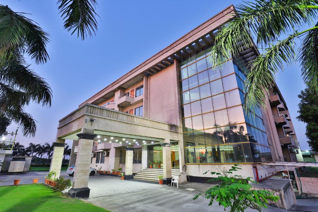 Hotel Jay Residency in Bharuch, India - reviews, price from $37
