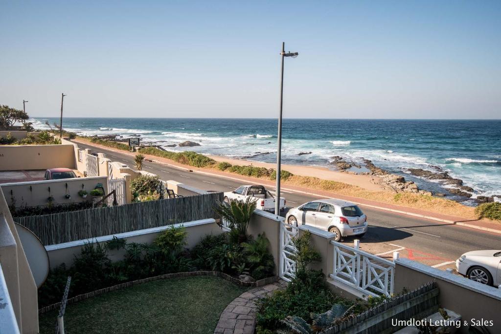 Waterfront 6 — Hotel in Durban