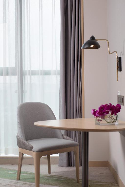 Holiday Inn Guiyang City Center photo