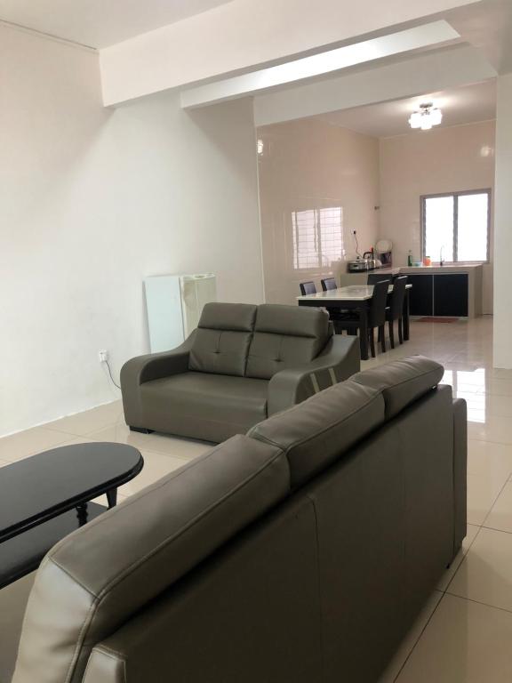 Golden Hill Double Storey Homestay at Night Market — Hotel in Cameron Highlands