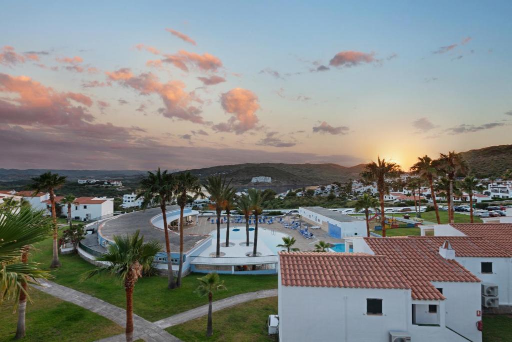 TRH Tirant Playa — Swimming pool in Fornells, Balearic Islands