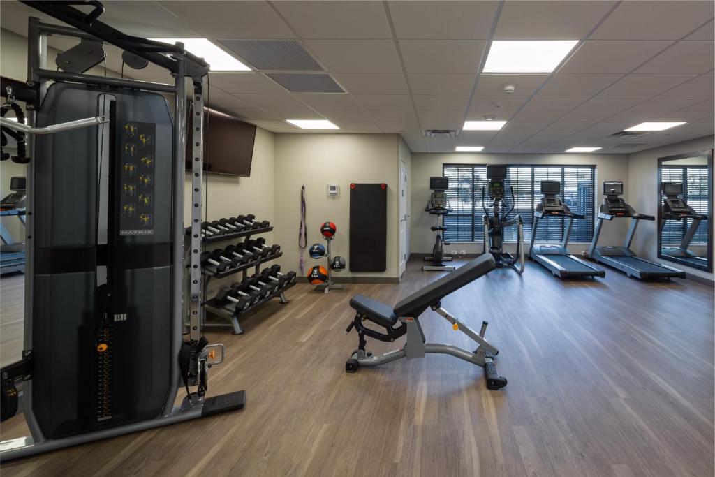 Staybridge Suites Phoenix - Biltmore Area photo