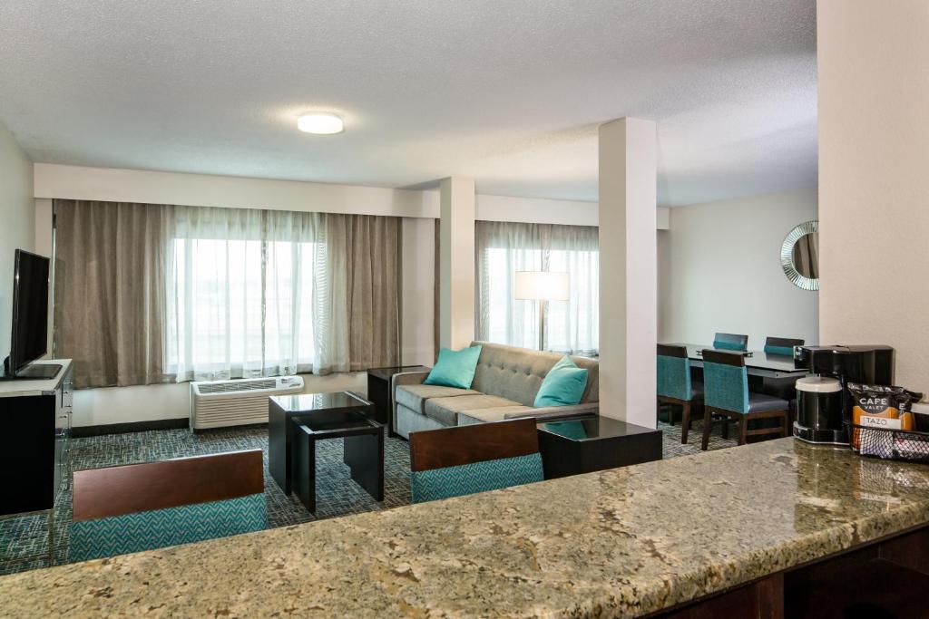 Crowne Plaza Memphis Downtown Photo 24