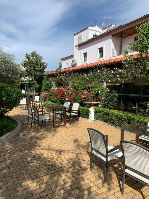 Hotel La Muralla photo