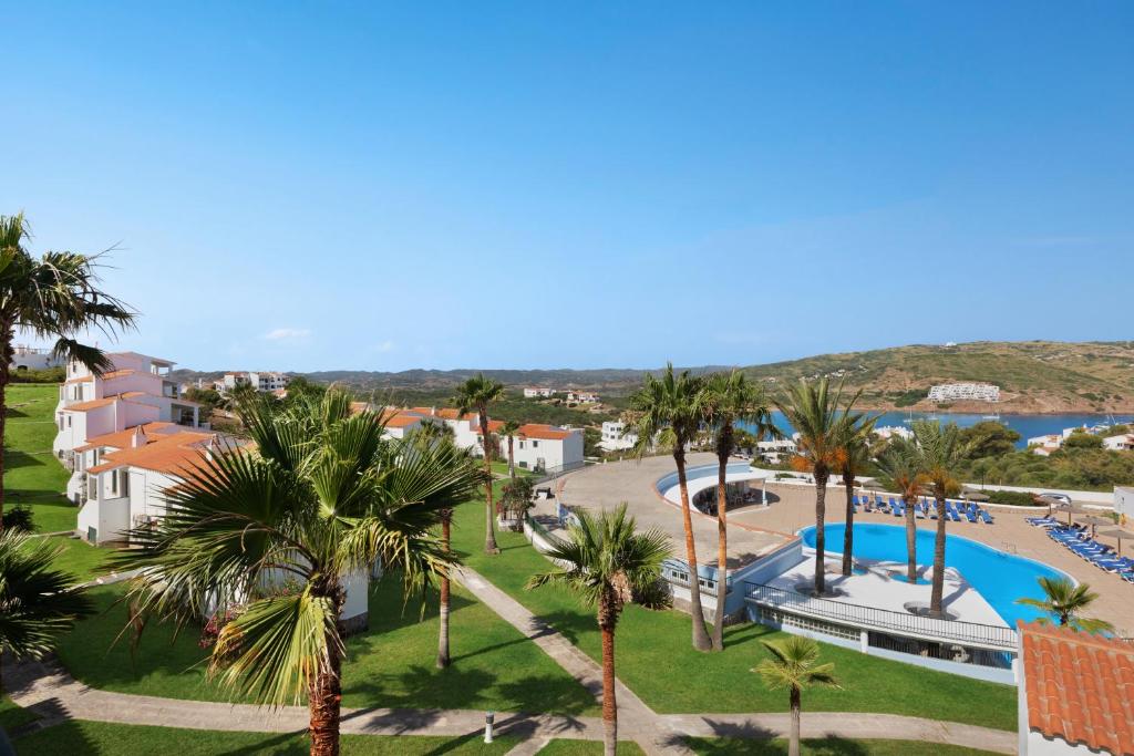 TRH Tirant Playa — Swimming pool in Fornells, Balearic Islands