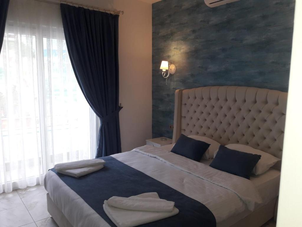 DOUBLE INN MARINA HOTEL photo