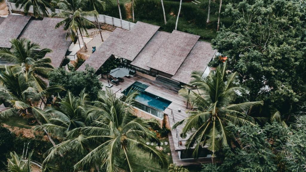 Villa 800 m² dengan 5 kamar tidur dan 6 kamar mandi pribadi di Selong Belanak (Kirikan Villas - Secluded Jungle Paradise)