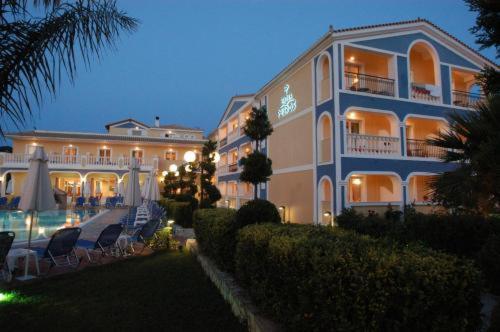 Hotel Petros — Hotel building in Tsilivi, Ionian Islands