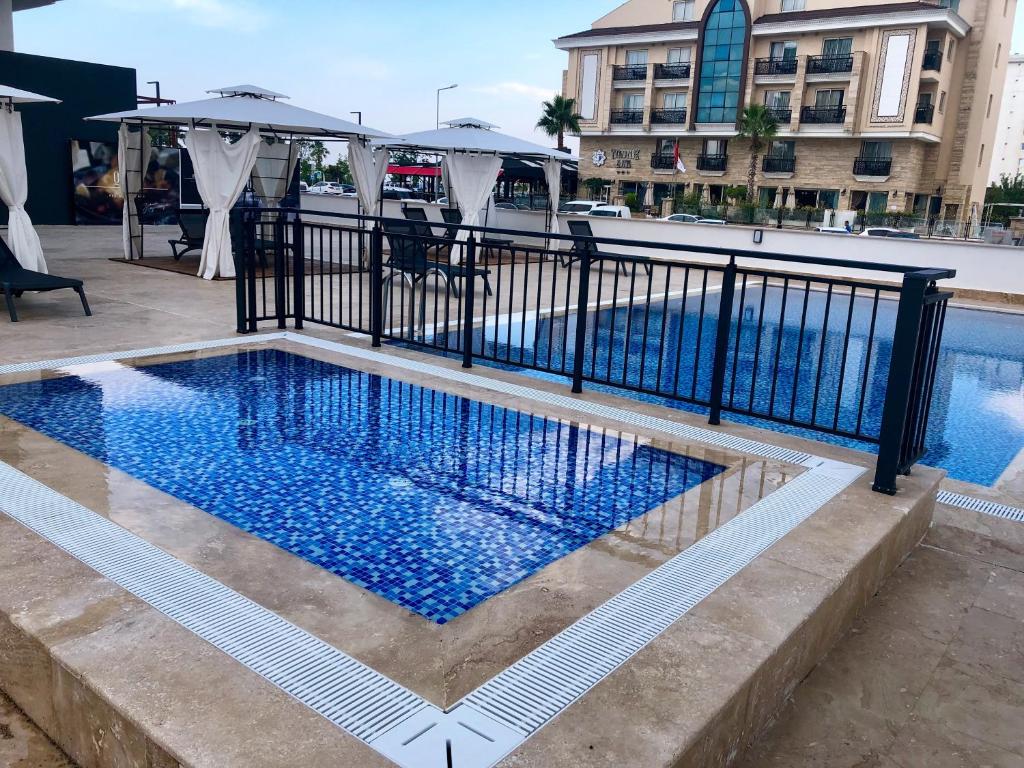 ONLY ONE Suites & Residences photo