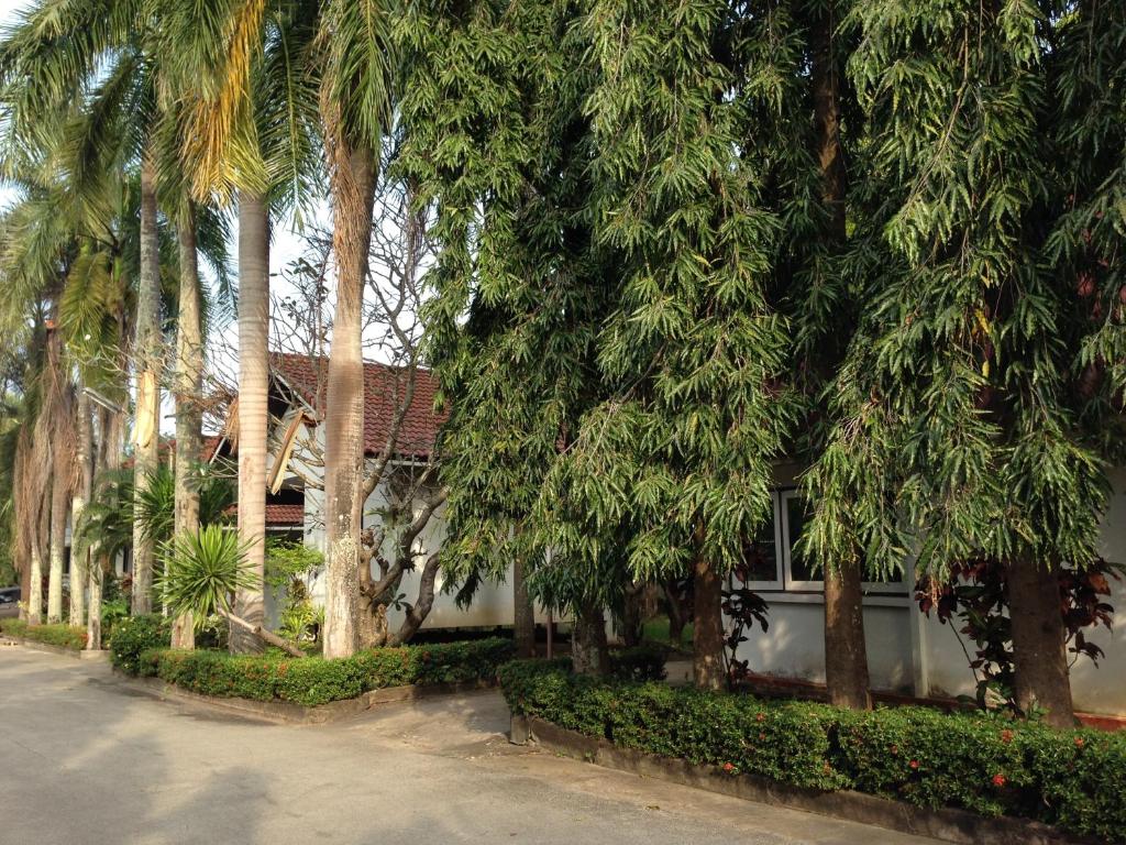 Chaisuk Bungalow