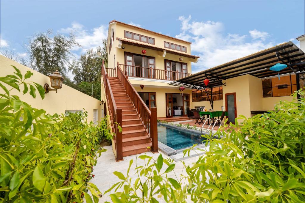 Lama Beach Villa
