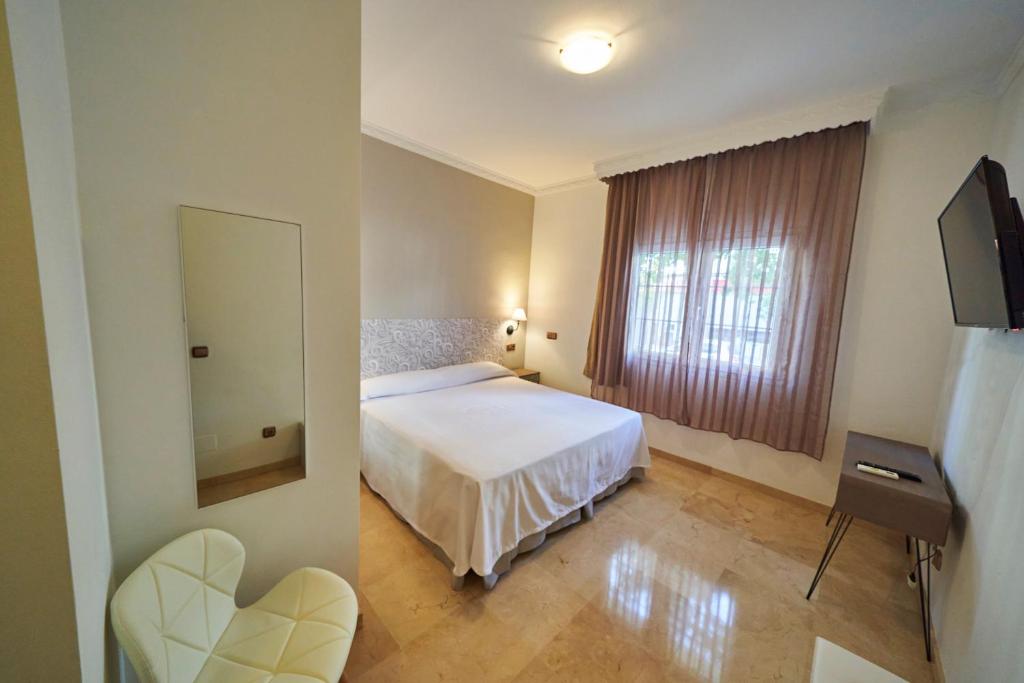 Hotel Bajamar Centro - 3