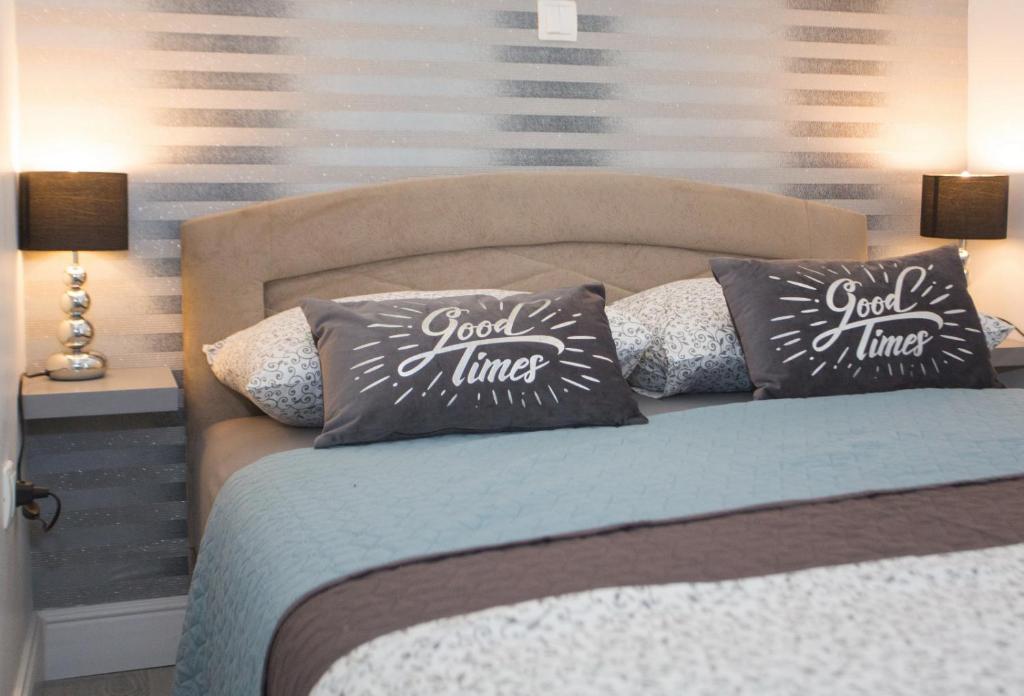 Studio Ruža, Makarská